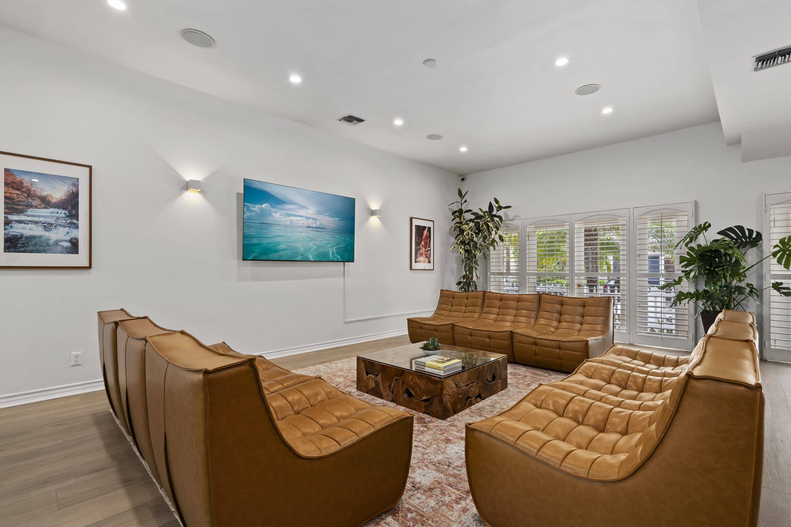 1628NBenedictCanyonDr.BeverlyHills_04